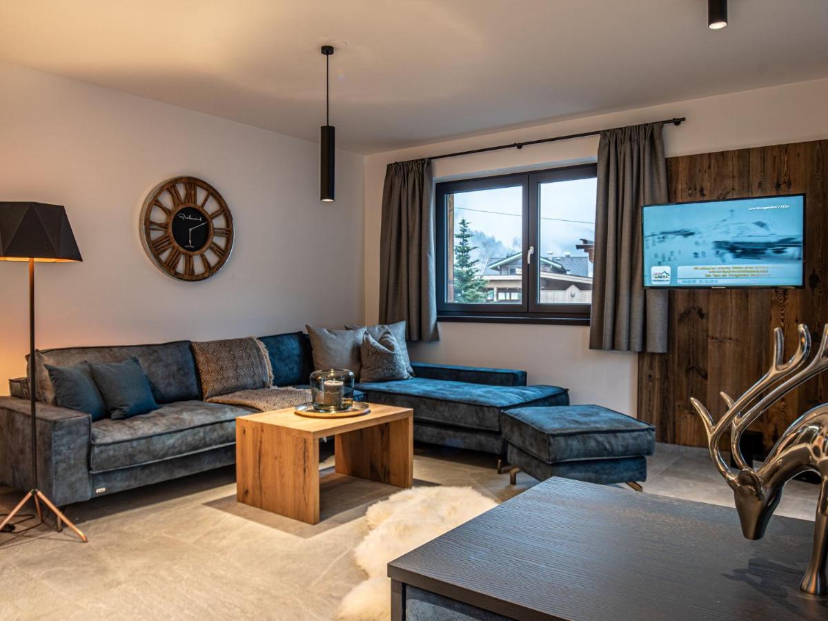 Apartment In Wald Im Pinzgau With A Carport Kültér fotó