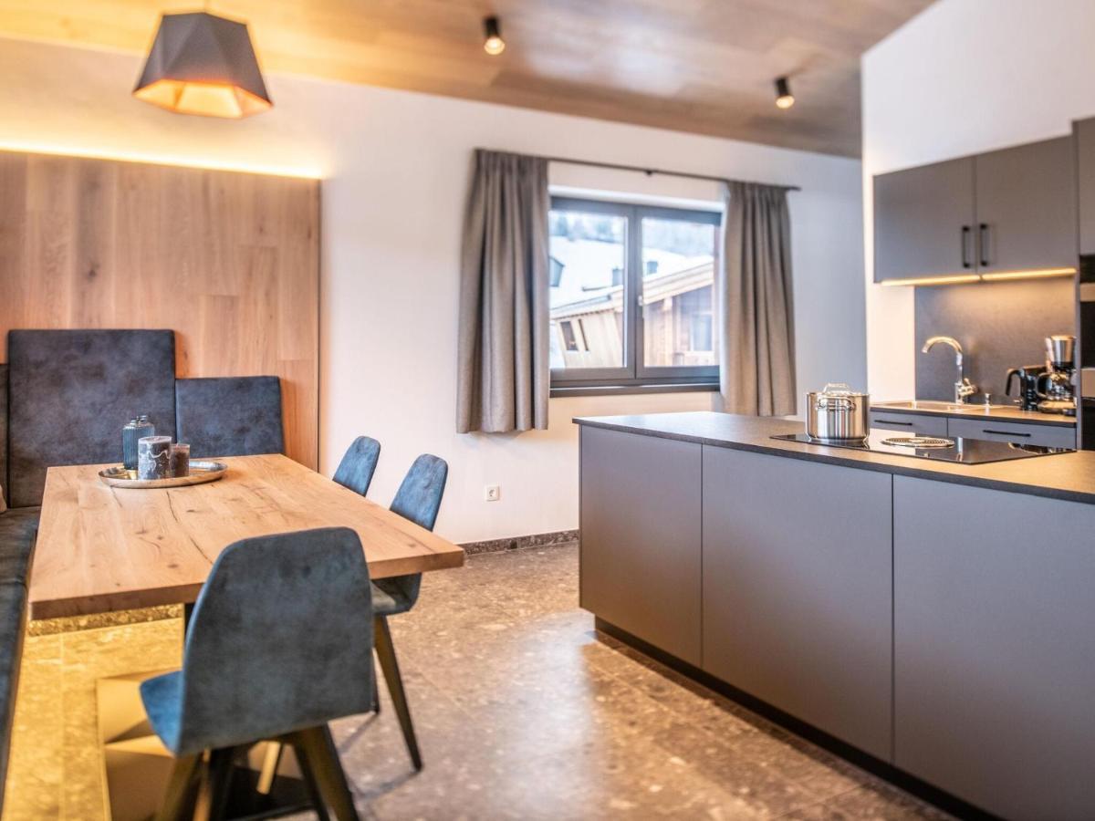 Apartment In Wald Im Pinzgau With A Carport Kültér fotó
