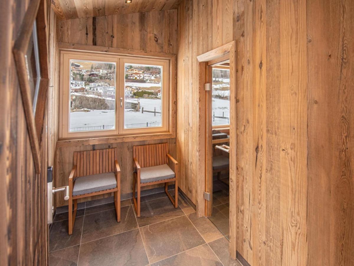Apartment In Wald Im Pinzgau With A Carport Kültér fotó